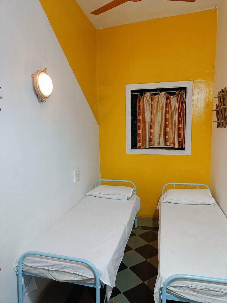 Basic Double Room - Photo 1