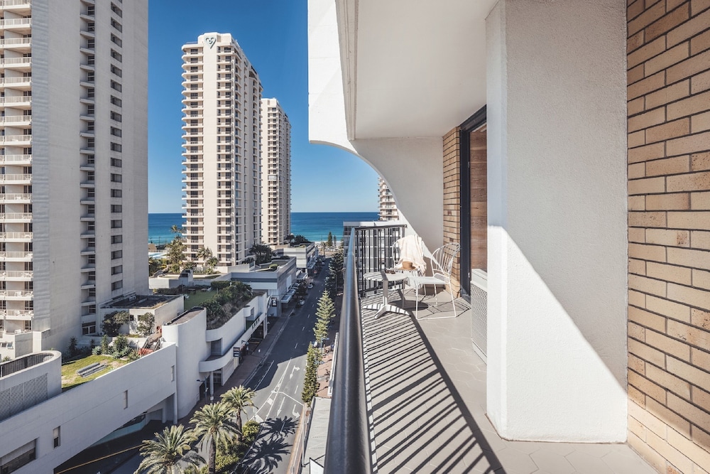 The King Suite - Photo 18