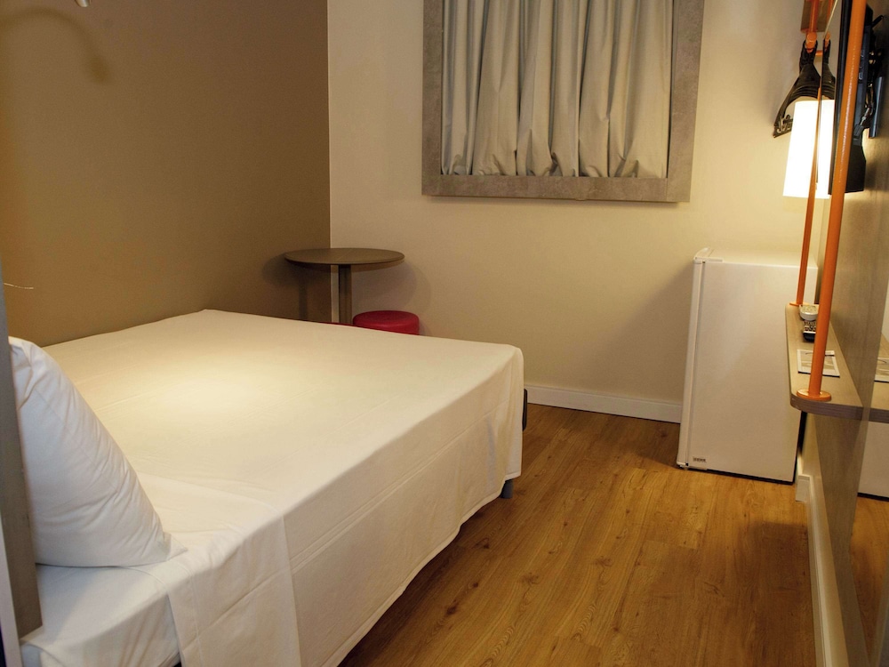 Executive Room, 1 Double Bed (with Minibar)