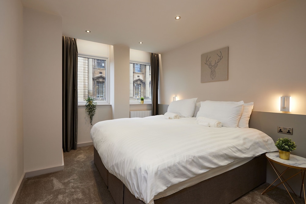 Deluxe Suite - Photo 3