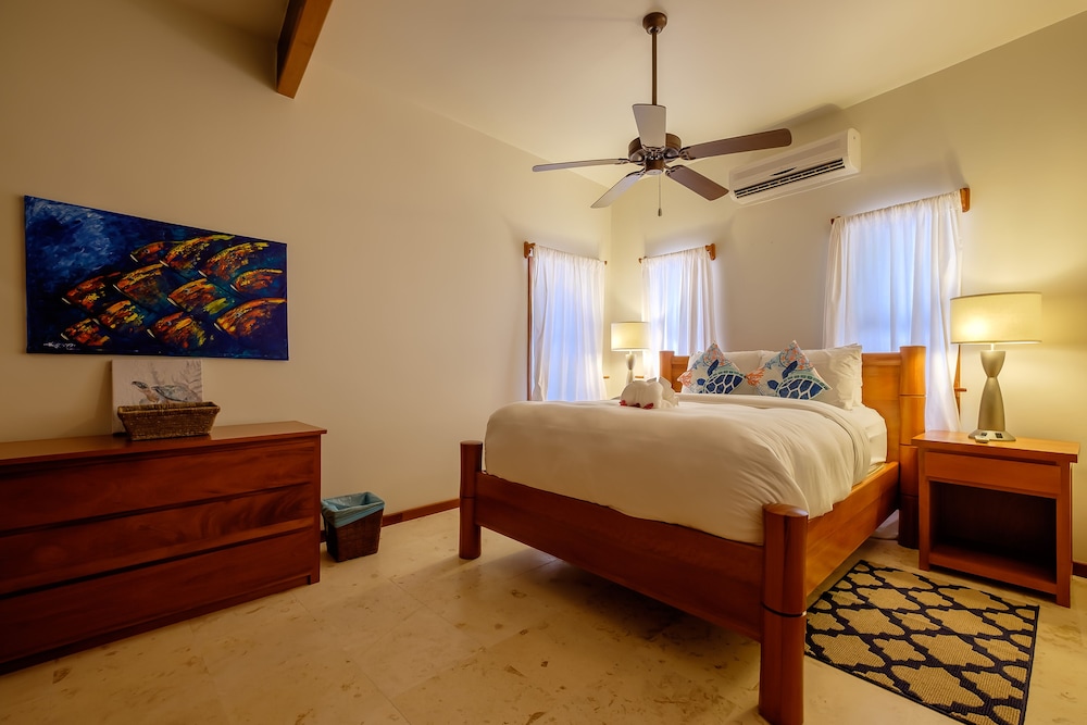 Condo, 3 Bedrooms photo 3