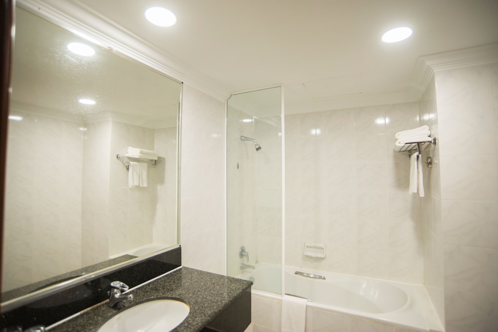 Deluxe Room - Photo 3