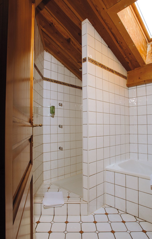 Appartement Confort, 2 chambres, cheminée ( accessible par escalier ) - Photo 6