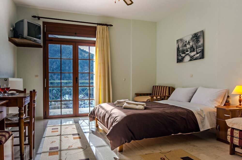 Quadruple Room, Terrace, Mountain View