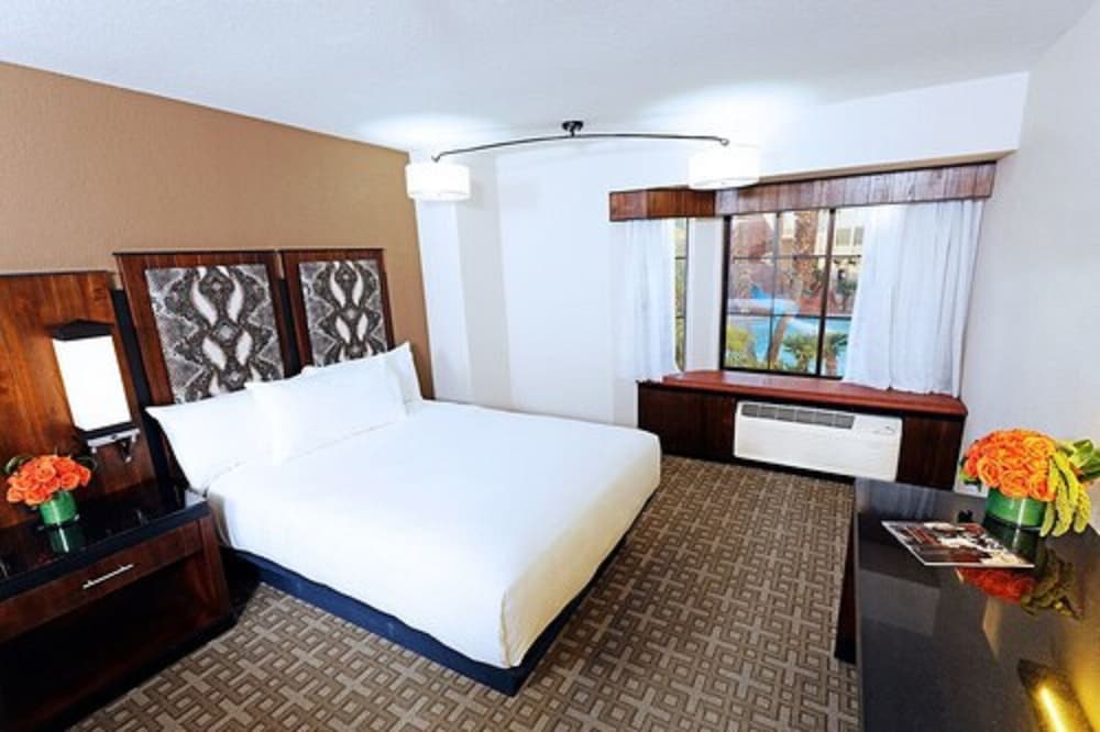 Room, 1 King Bed, Non Smoking
