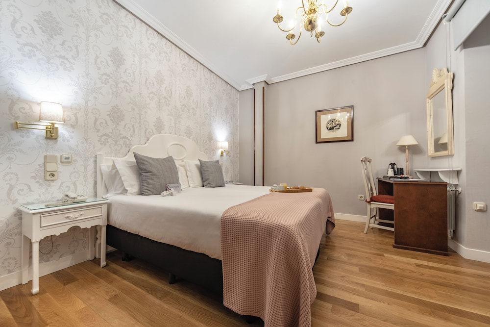 Double Room (Interior) photo 2