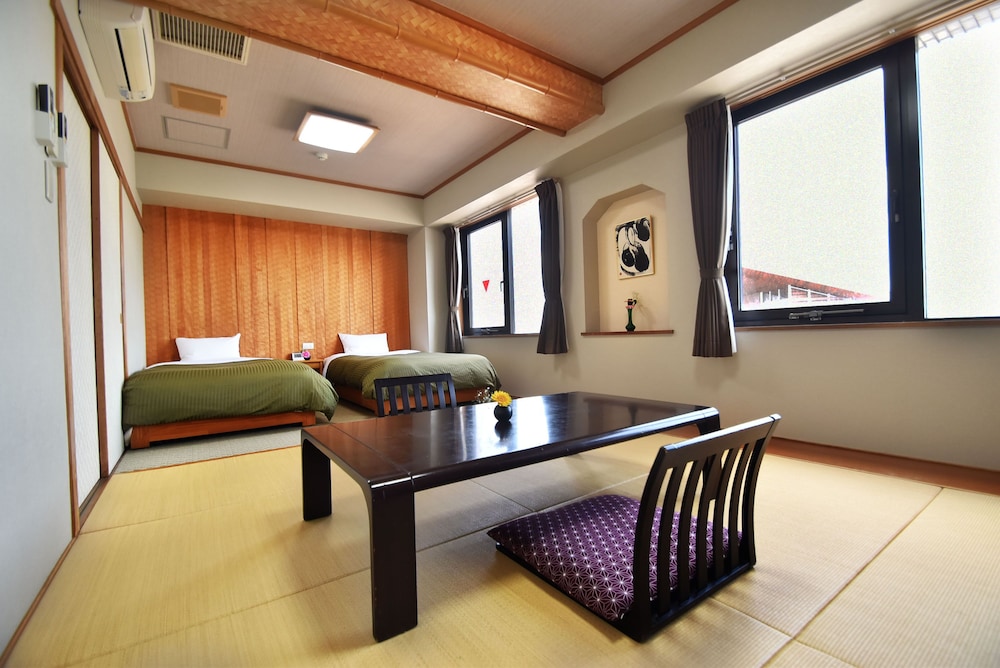 (East Building) Japanese-Western Style Room Non Smoking Ocean View (39sqm)