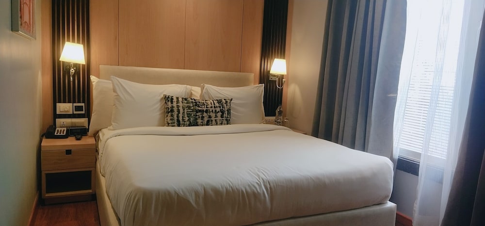 Suite, 2 Queen Beds, Non Smoking - Photo 10