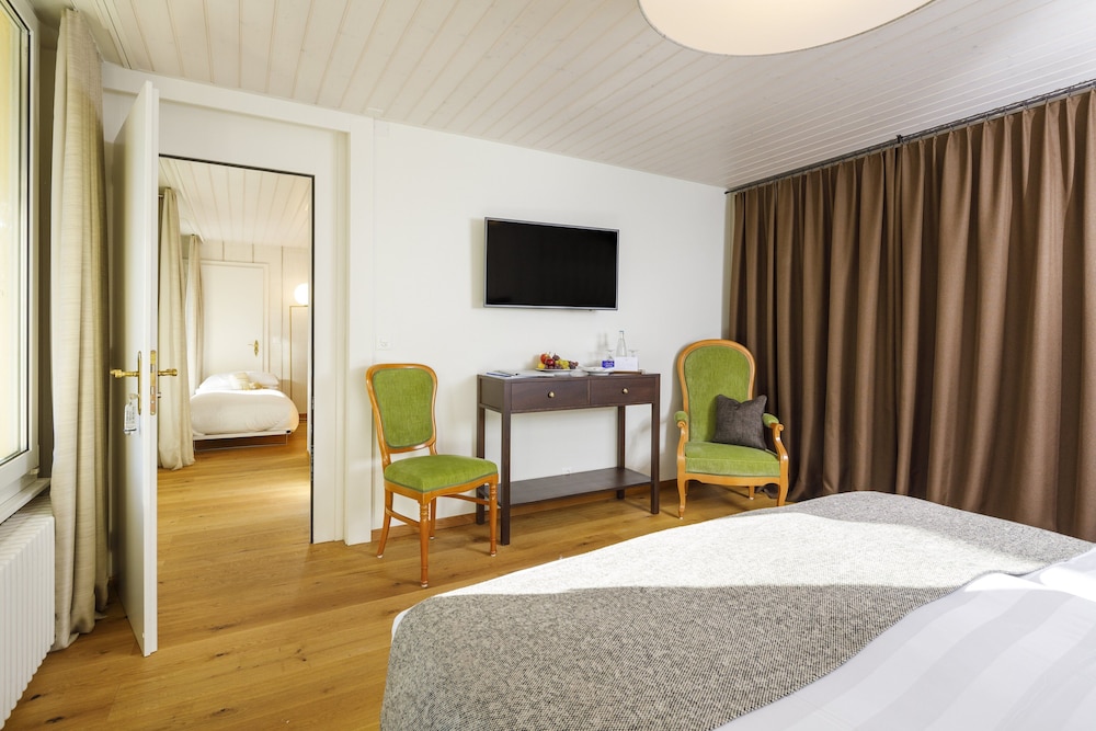 Family Room, Balcony, Mountain View (Jungfrau)