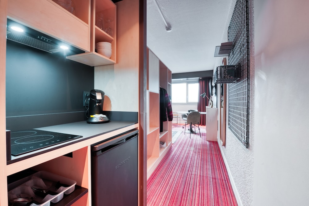 Family Studio - Photo 3