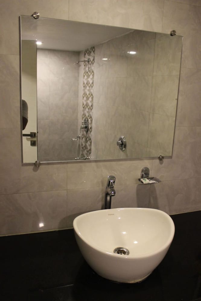 Deluxe Double Room, 1 Double Bed photo 2