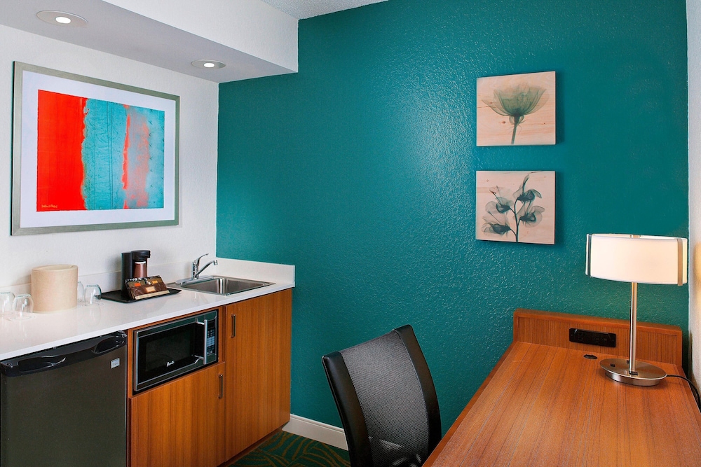 Studio, 2 Double Beds (Corner) thumbnail 5