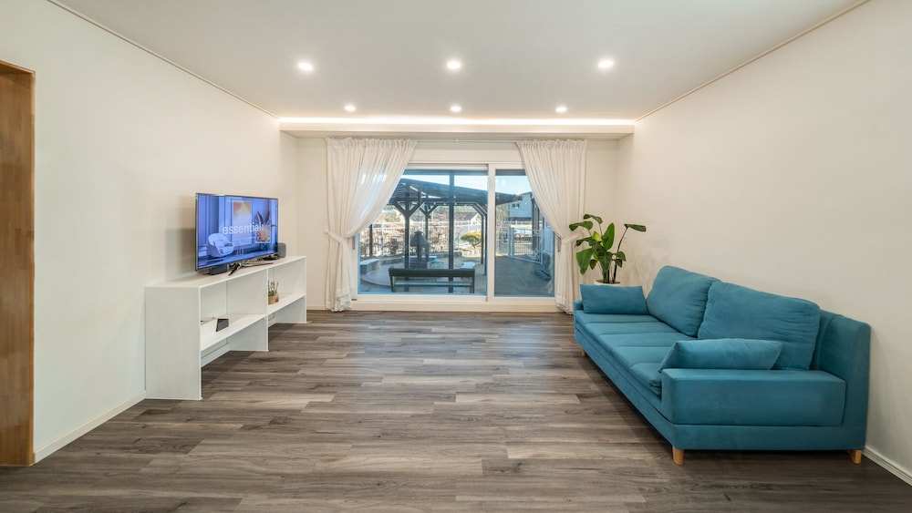 Basic Room, 1 Bedroom (Andamiro B(Entire house/Spa/BBQ))