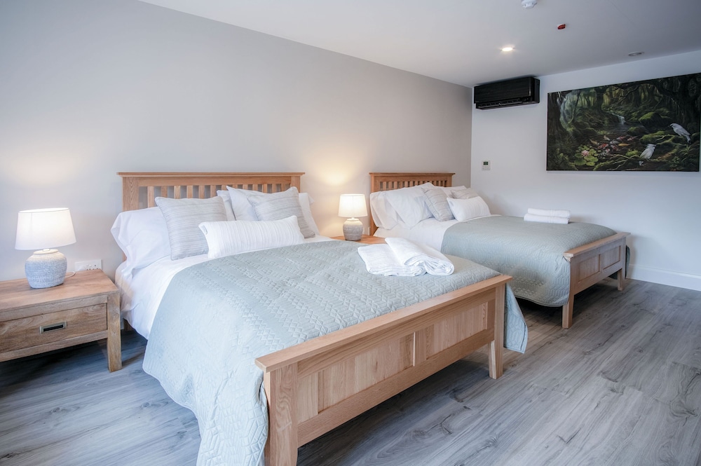 Luxury Double Room, 2 Double Beds photo 3