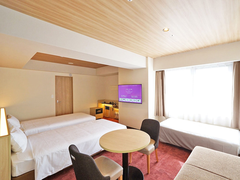 Grand Twin Room, Non Smoking - Photo 9