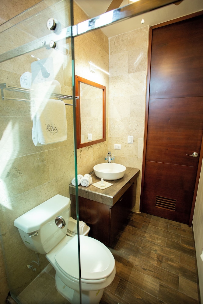 Superior Room, Partial Sea View photo 3
