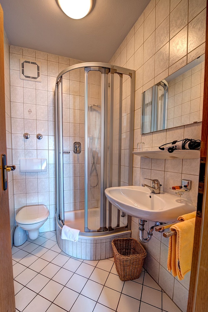 Double Room - Photo 4