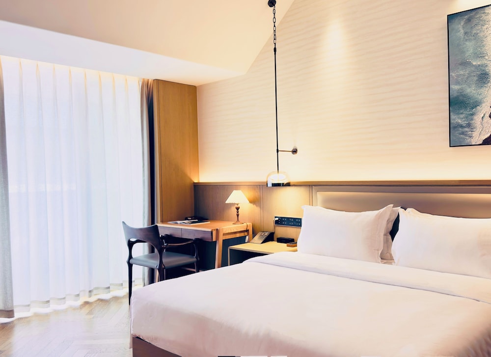 Classic Double Room, Balcony, City View