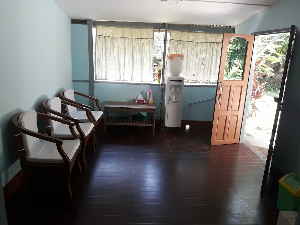 Budget Double Room photo 2