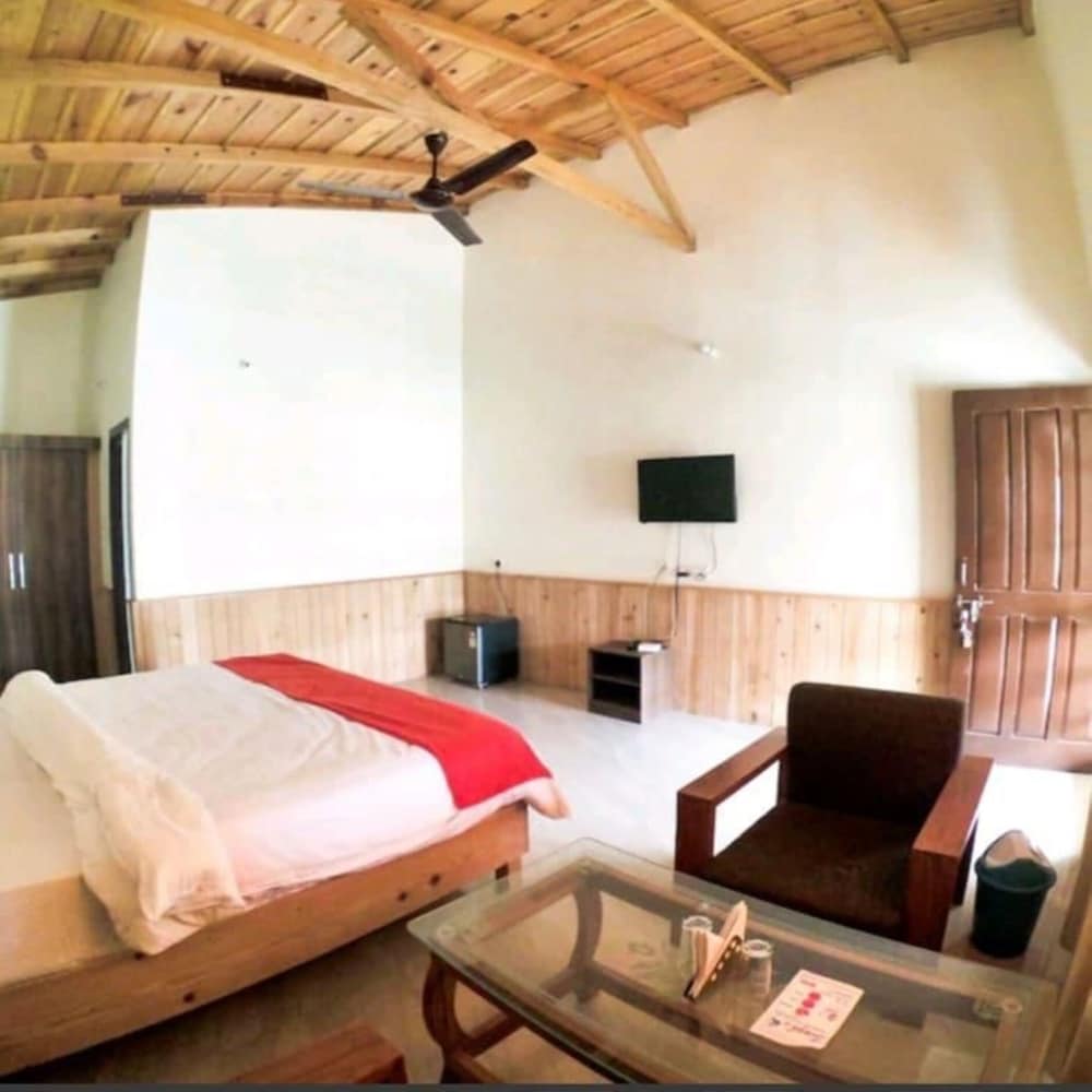 Luxury Double Room, City View