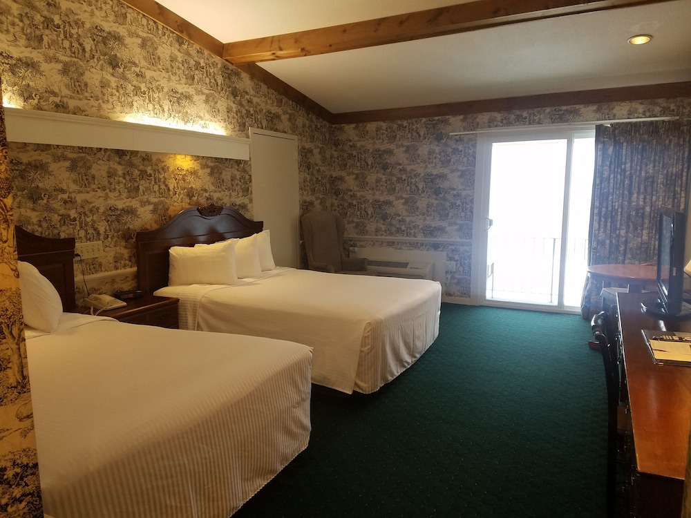 Country Motor Lodge ARRIVAL 6pm or Later