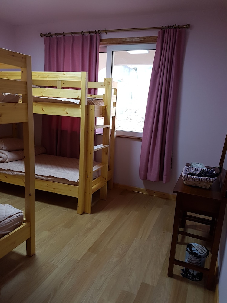Private Unit ,1 Bedroom, 1 Bathroom, Sleeps 4 photo 2
