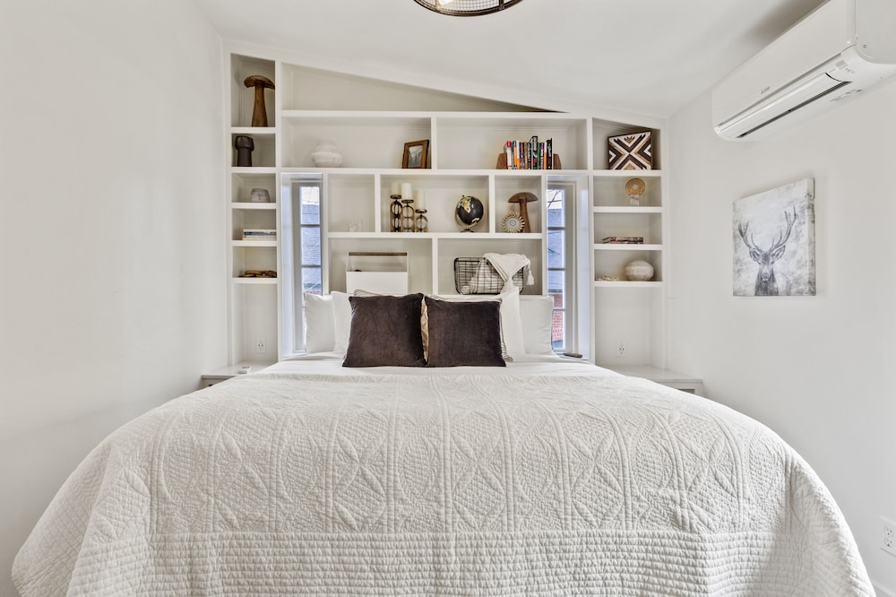 Premier Double Room, Fireplace photo 3