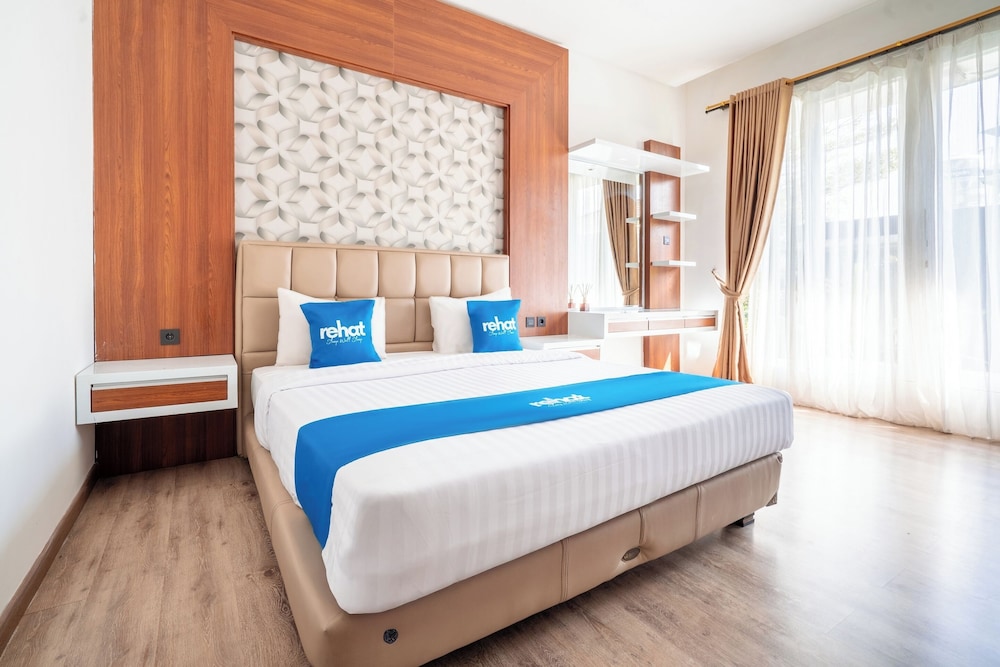 Double Room, 1 Queen Bed photo 1