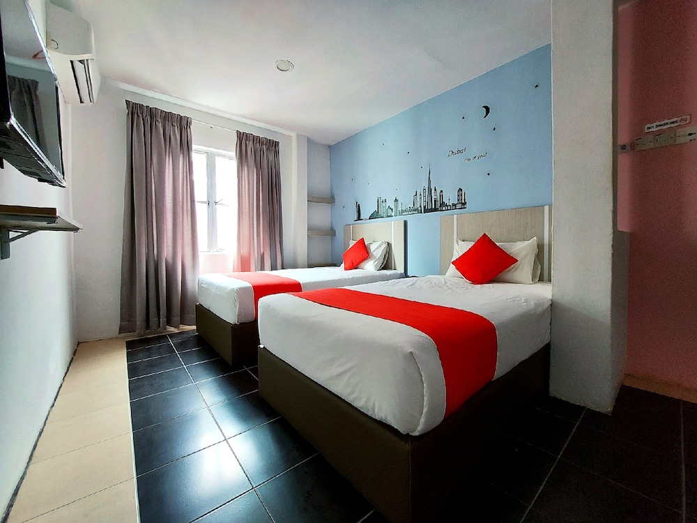 Deluxe Twin Room - Photo 1