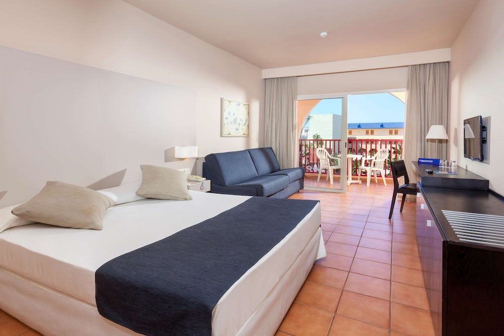 Double Room, Pool View (2 adults + 1 child)