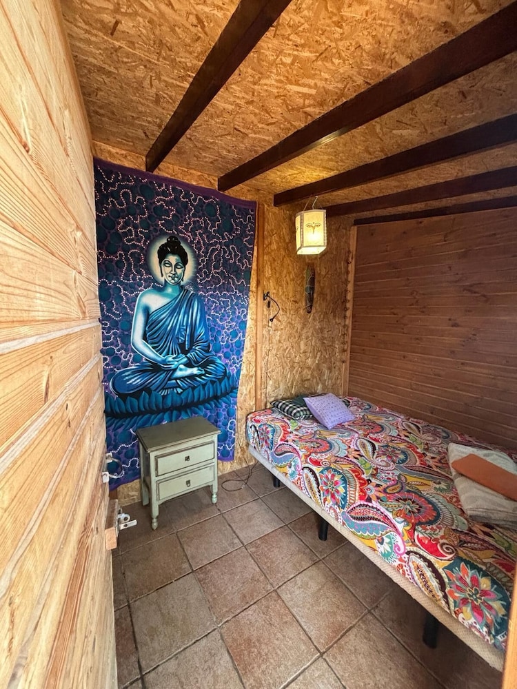 Basic Single Room