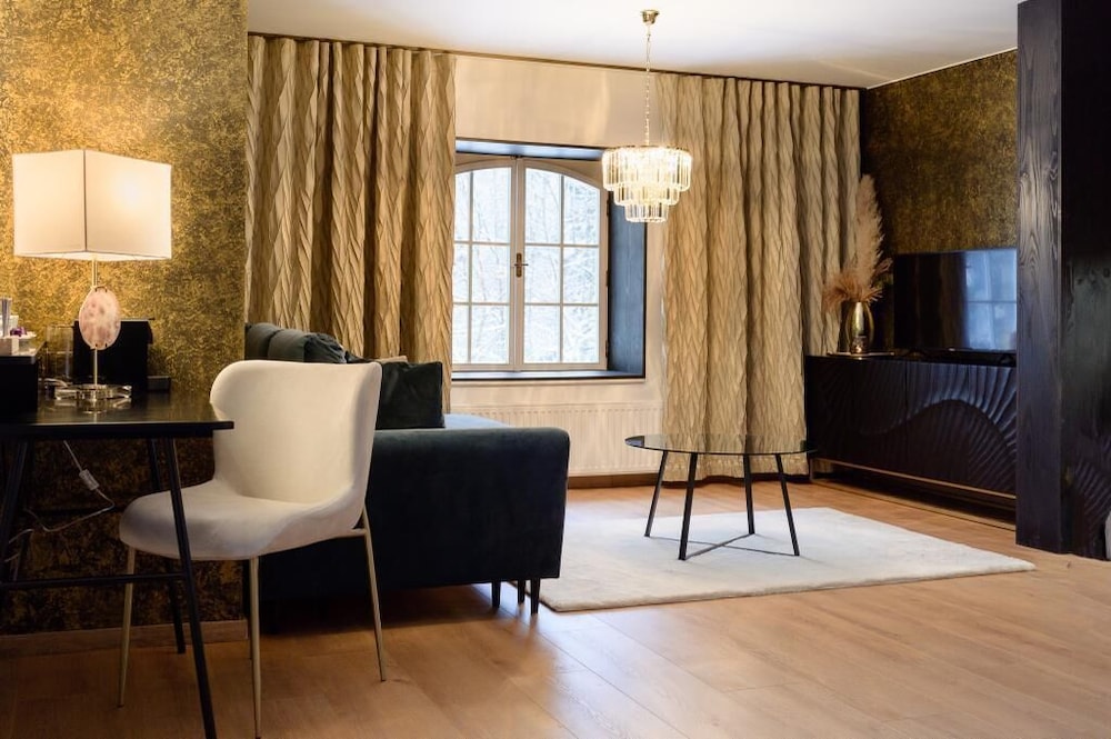 Deluxe Gold Room A3 photo 1