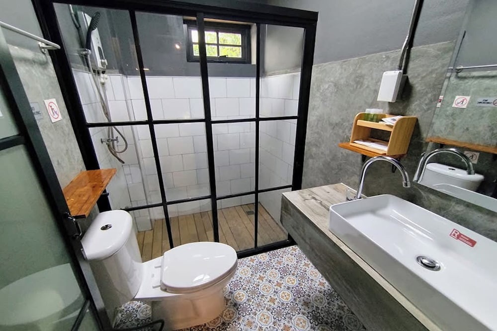 Standard Double Room - Photo 6