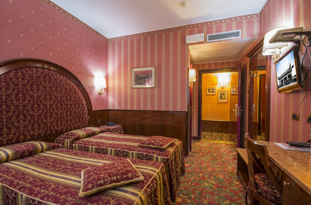Family Triple Room