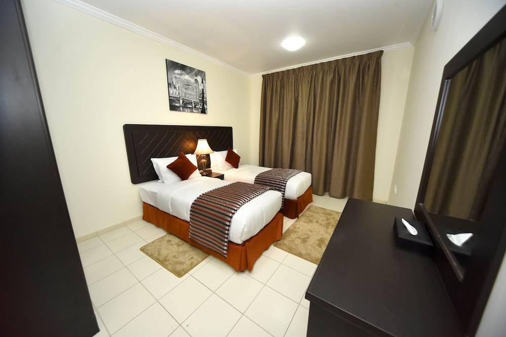 Suite, 1 Bedroom photo 2