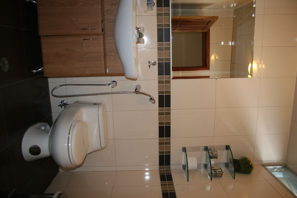Executive Suite photo 3