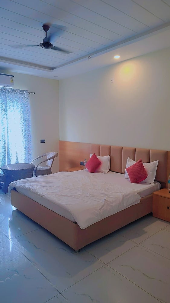 Deluxe Duplex, Balcony, City View photo 1