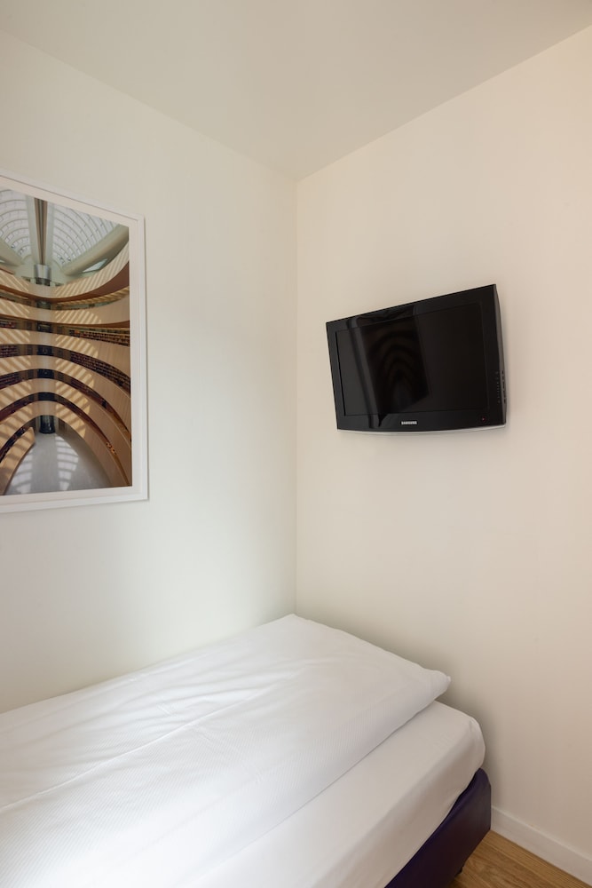 Single Room (Mini)