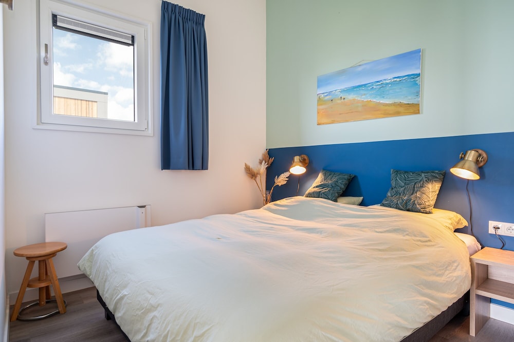 Chalet, 2 Bedrooms, Canal View (Knilles 4 aan het water) photo 3