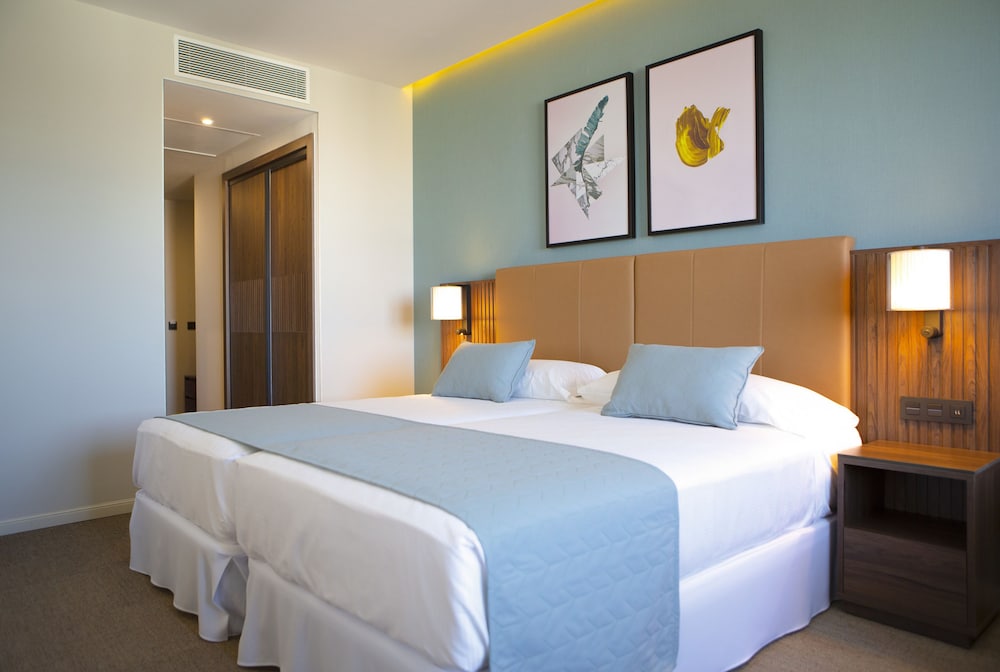 Deluxe Room (Superior Twin)