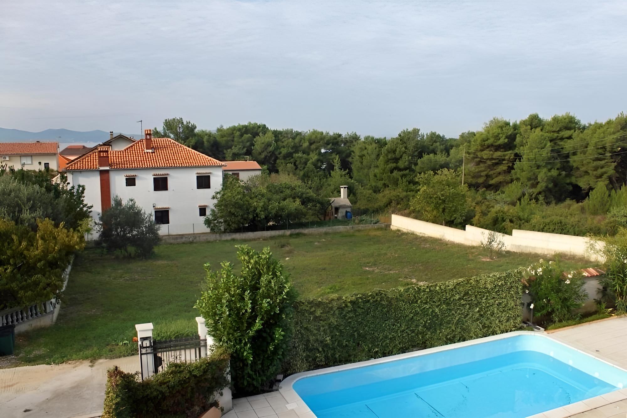 Apartment (Eddie - great location & comfor - A4()