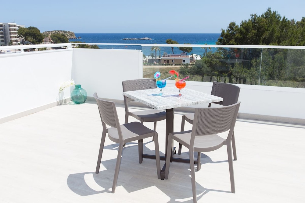 Standard Apartment, 2 Bedrooms, Terrace - Photo 10