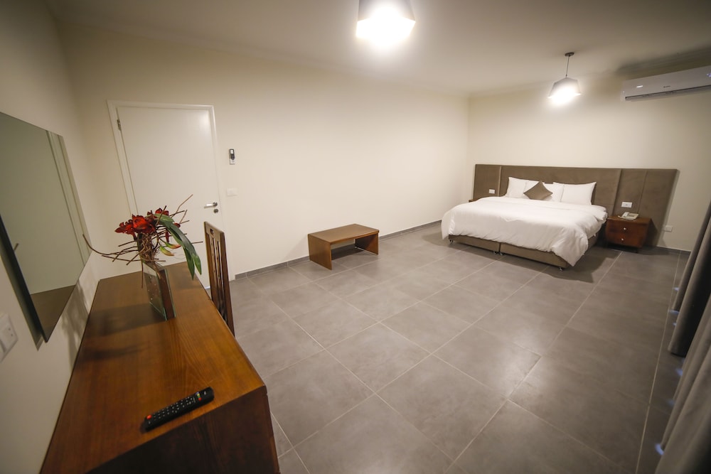 Executive Suite photo 1