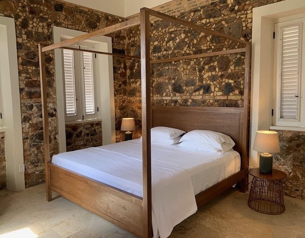 Superior Studio Suite (La Piedra)