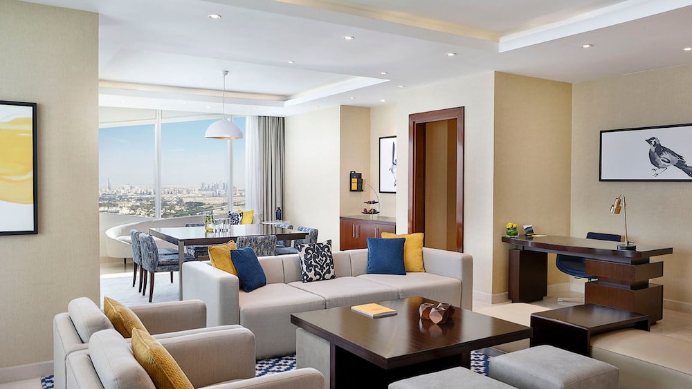 Suite, 1 Bedroom (Ambassador)