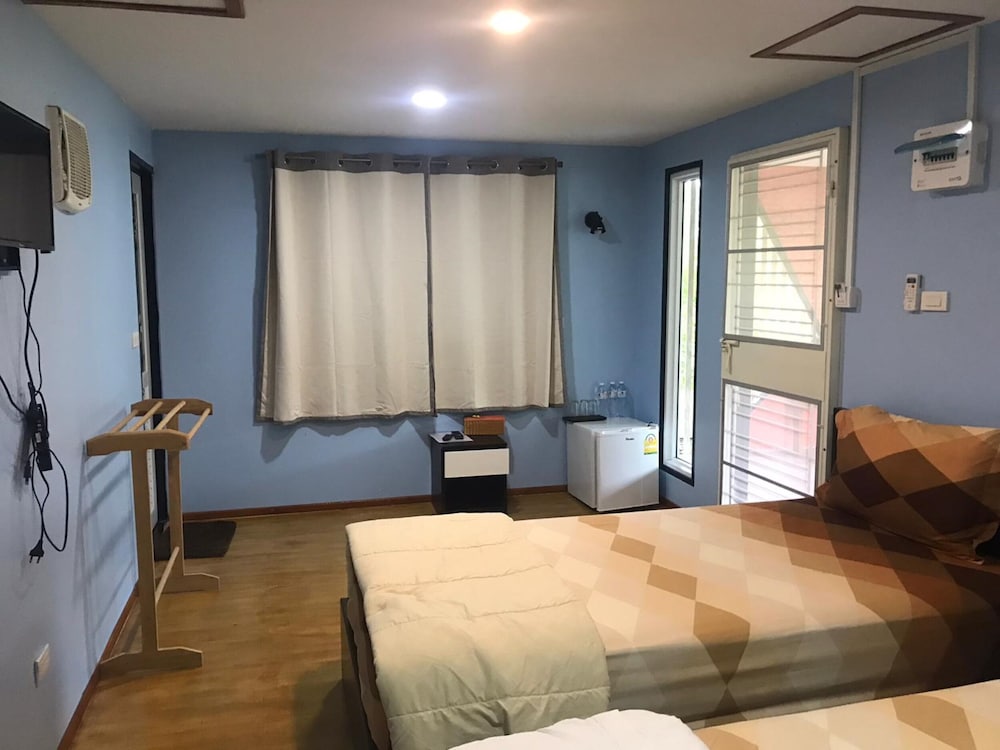 Triple Room - Photo 6