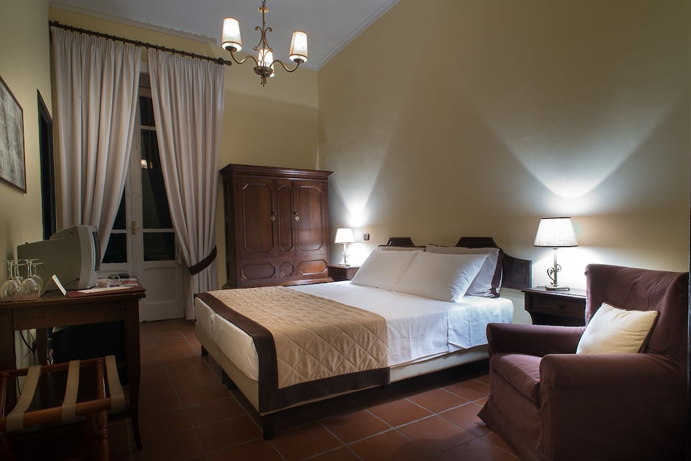 Standard Double Or Twin Room photo 1