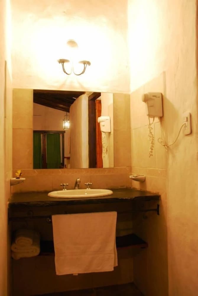 Comfort Room photo 2
