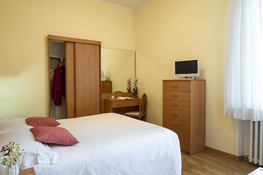Superior Double Room, Valley View photo 3