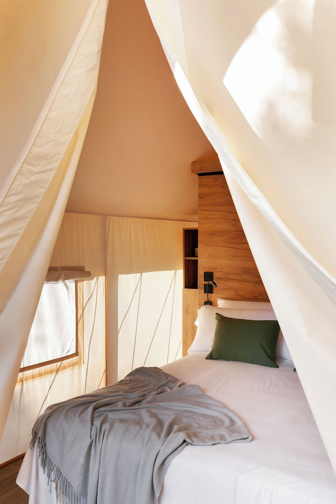 Tent photo 2